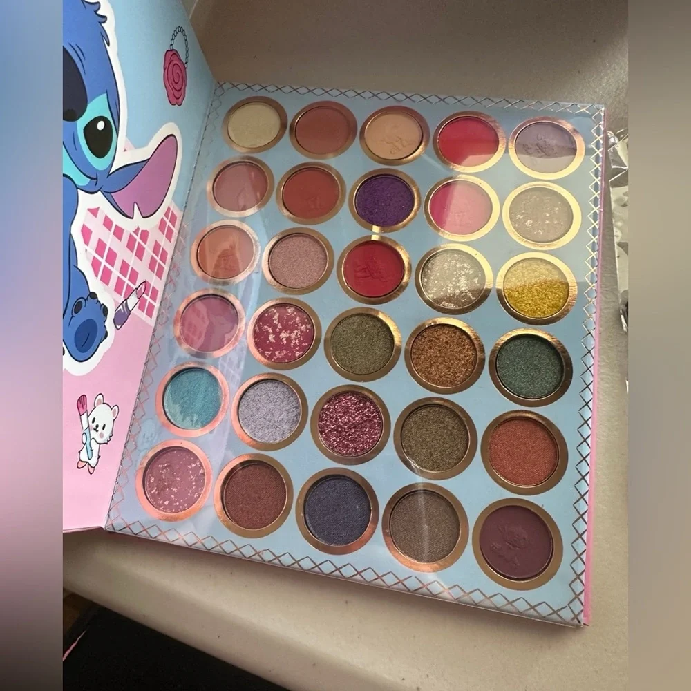 Stitch makeup bundle - Picture 6 of 6